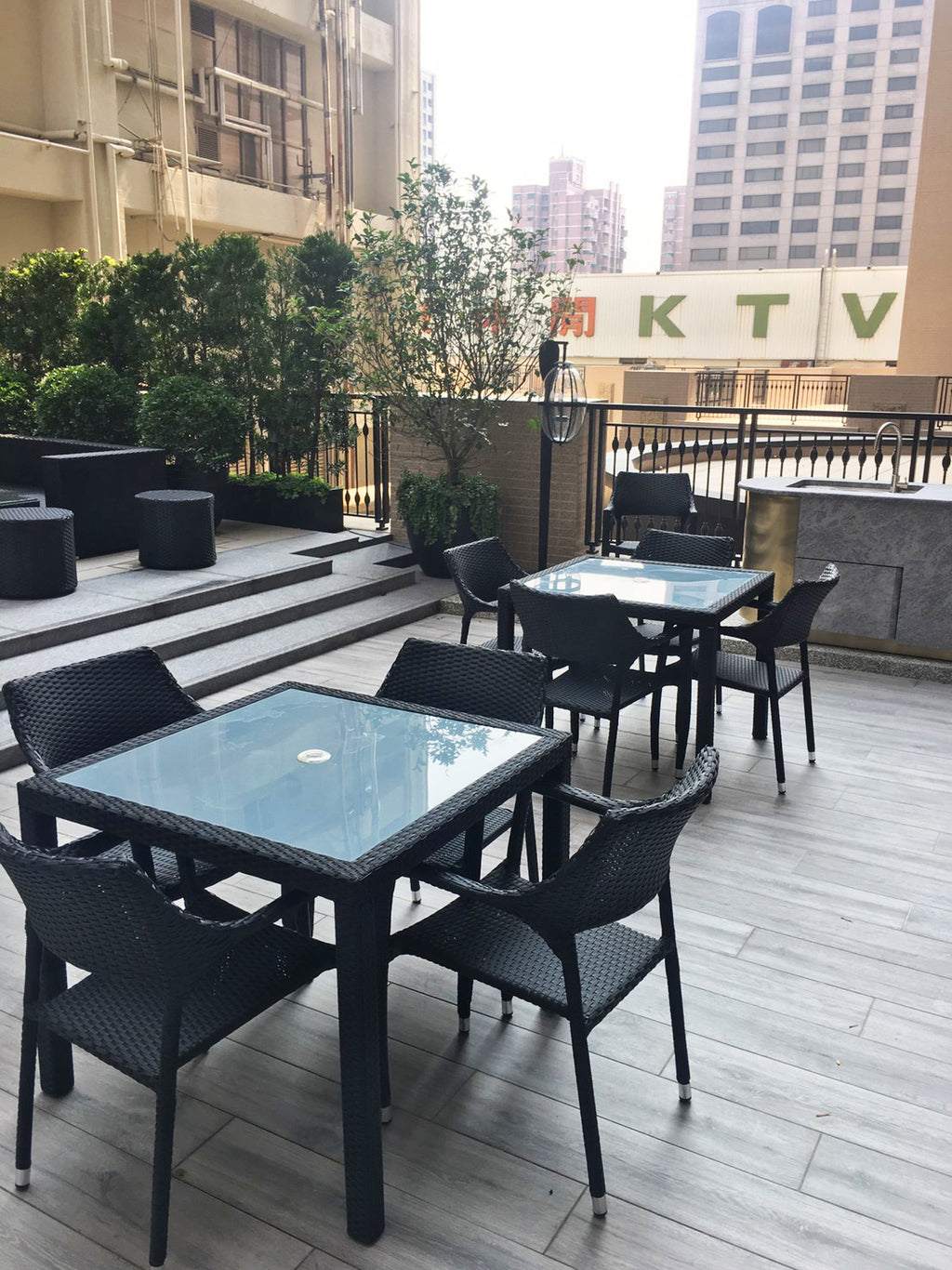 布萊曼 藤編餐椅